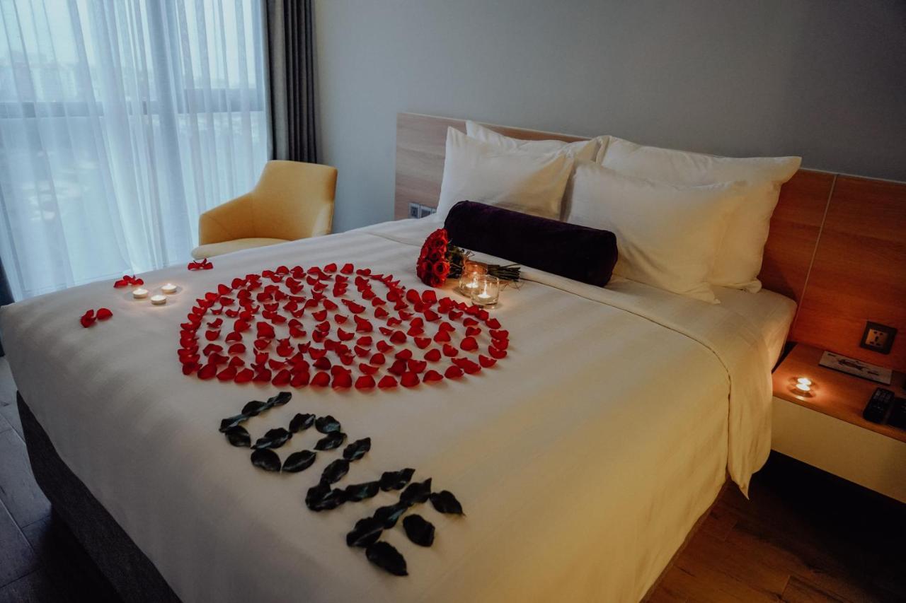 Carinae Danang Hotel Экстерьер фото